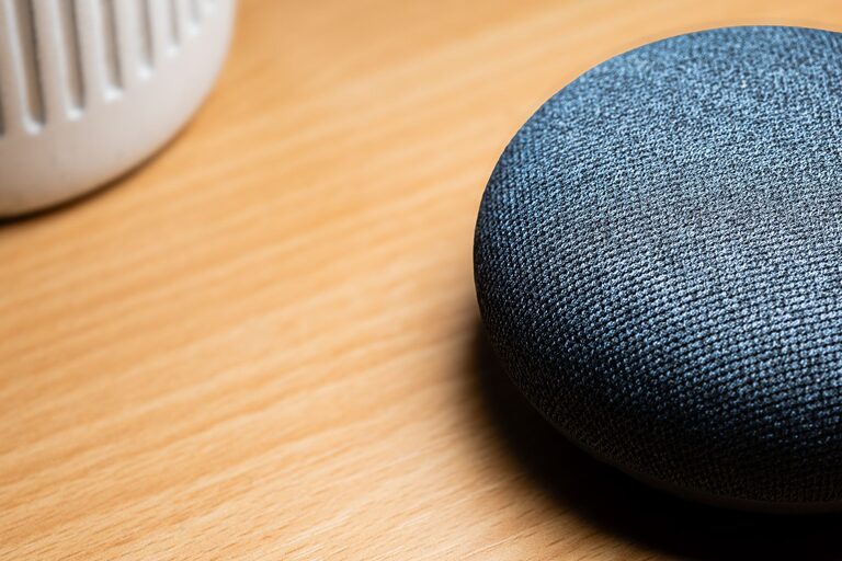 How to Use Voice Assistants for Everyday Tasks